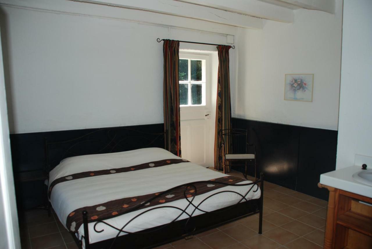 Gites Chateau Le Bois Saint-Julien-aux-Bois ภายนอก รูปภาพ