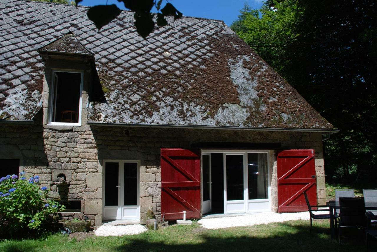 Gites Chateau Le Bois Saint-Julien-aux-Bois ภายนอก รูปภาพ