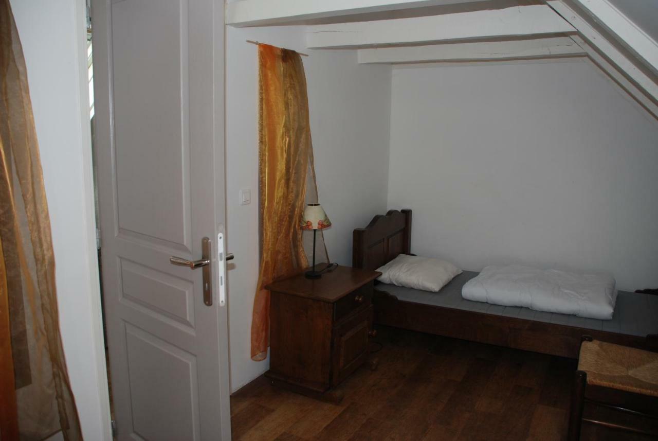 Gites Chateau Le Bois Saint-Julien-aux-Bois ภายนอก รูปภาพ
